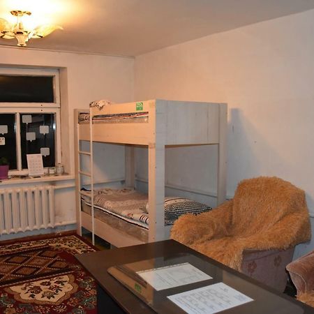 Happy Hostel In Kochkor المظهر الخارجي الصورة