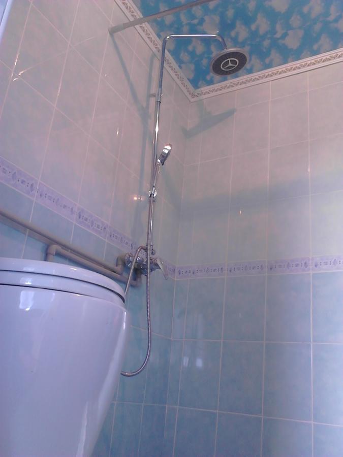 Happy Hostel In Kochkor المظهر الخارجي الصورة
