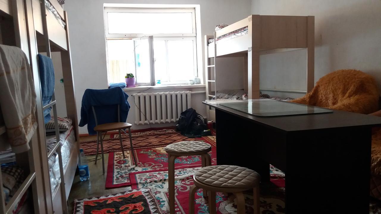 Happy Hostel In Kochkor المظهر الخارجي الصورة