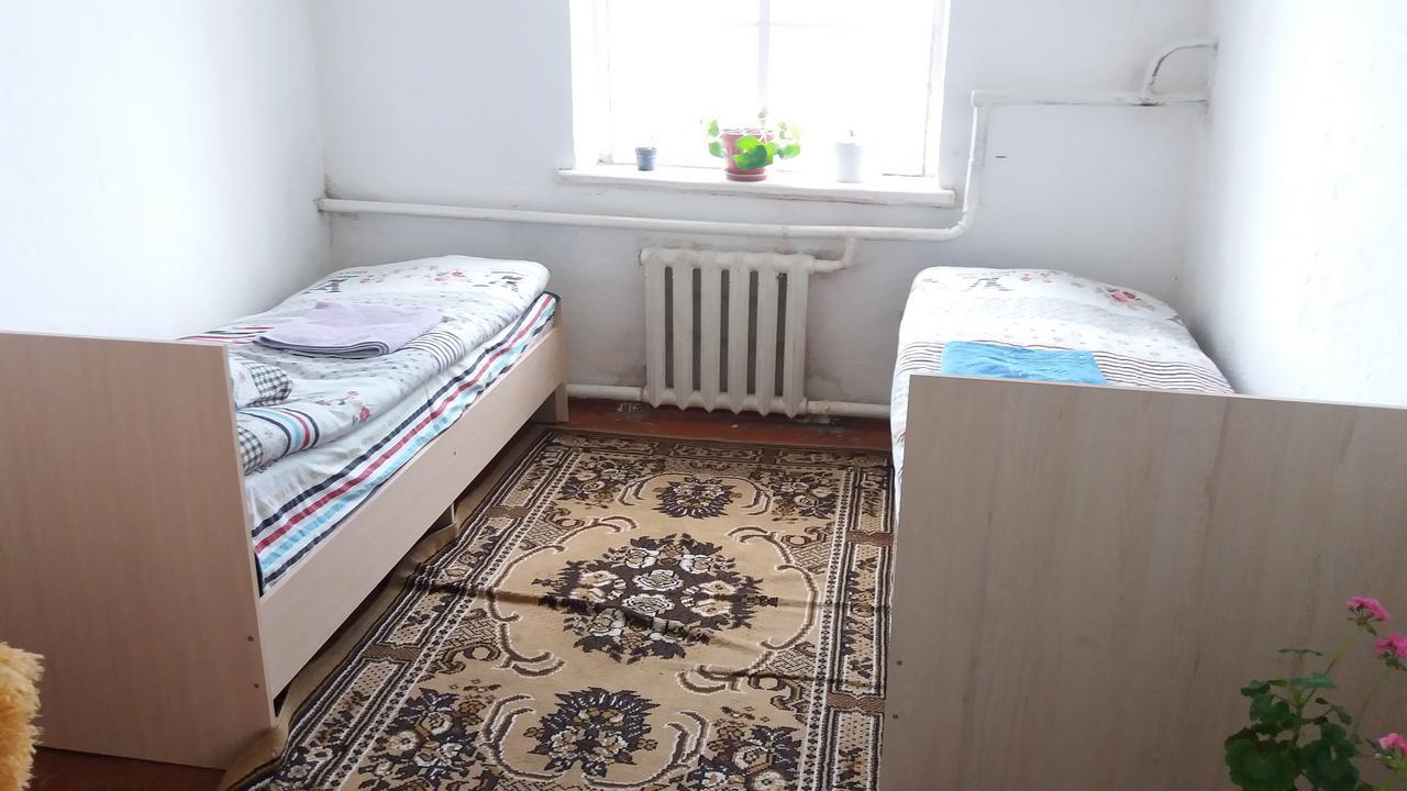 Happy Hostel In Kochkor المظهر الخارجي الصورة