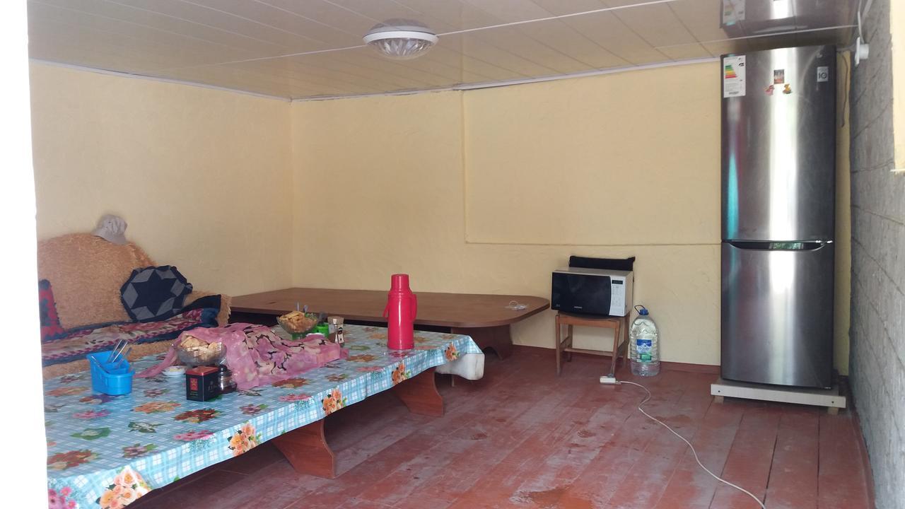 Happy Hostel In Kochkor المظهر الخارجي الصورة